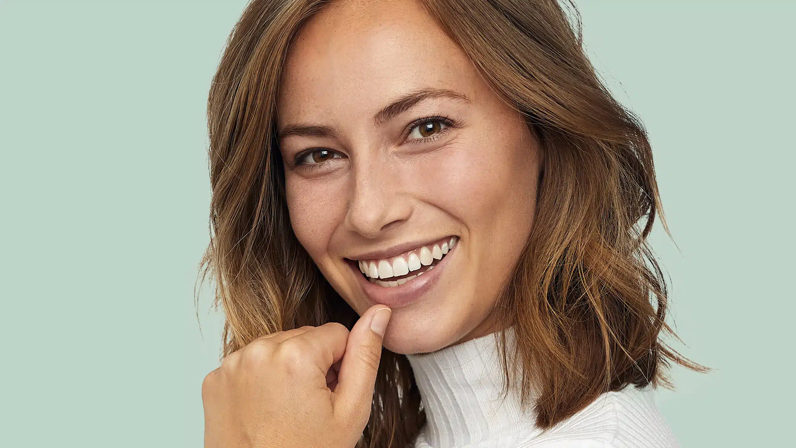 blankweiss - Dame mit schönem lächeln